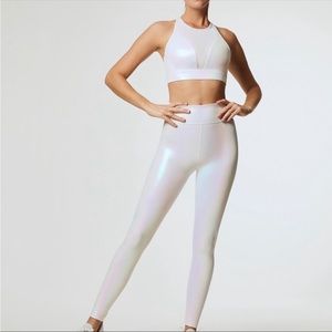 Carbon38 Takara luminous high waist leggings and bra set
